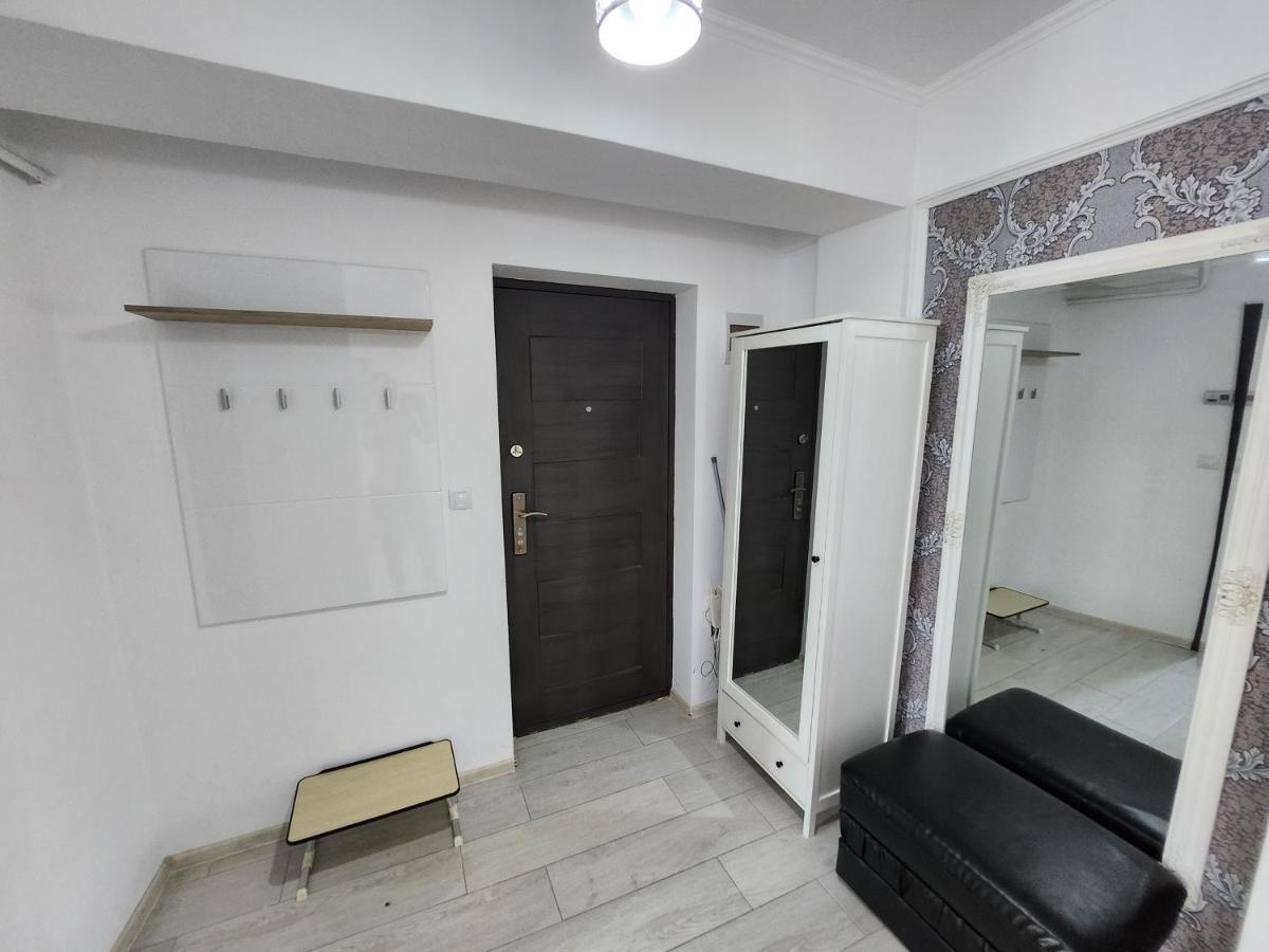 Boutique City Retreats Apartments 이아시 외부 사진
