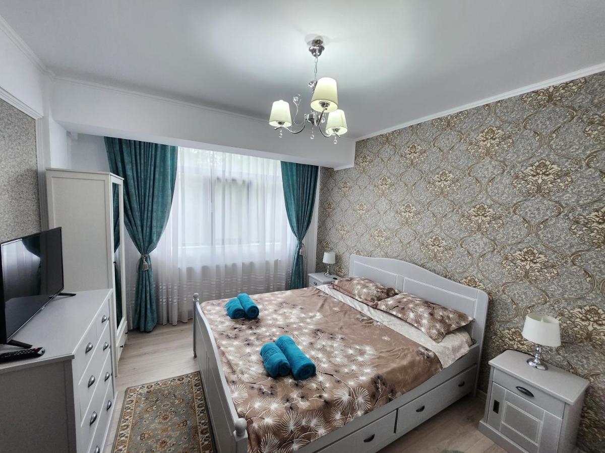 Boutique City Retreats Apartments 이아시 외부 사진